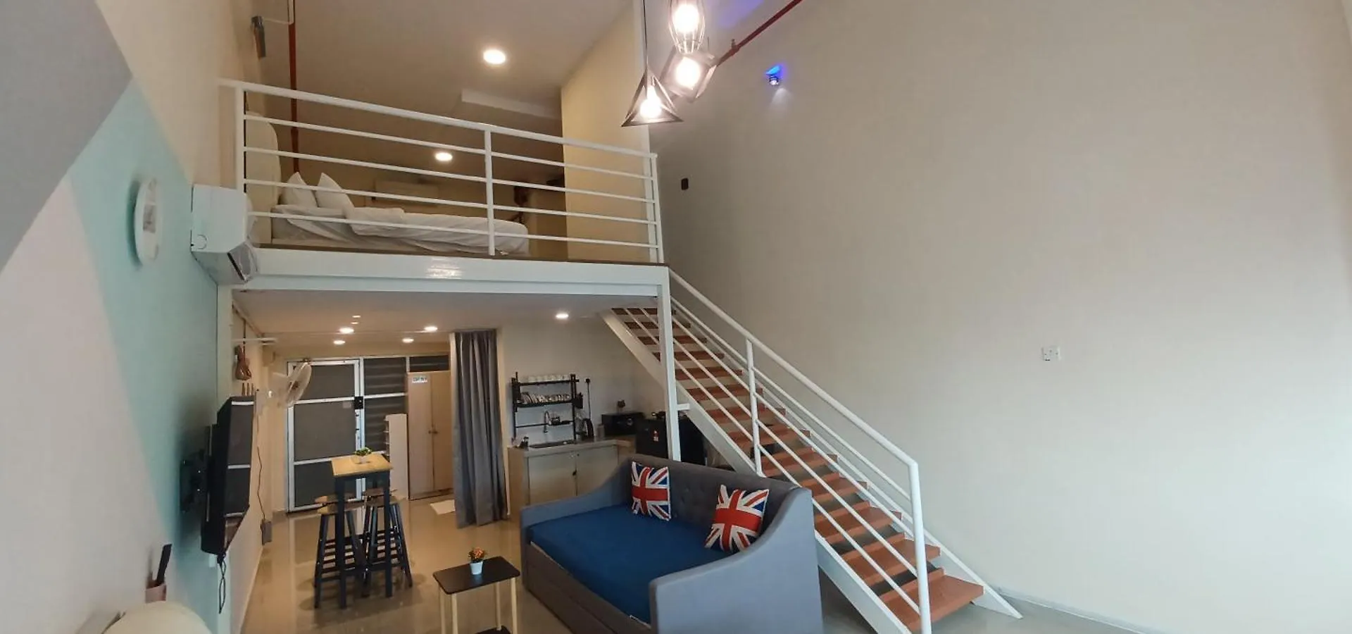 באייאן לפאס Grand Suite @ The Ceo Penang באייאן לפאס